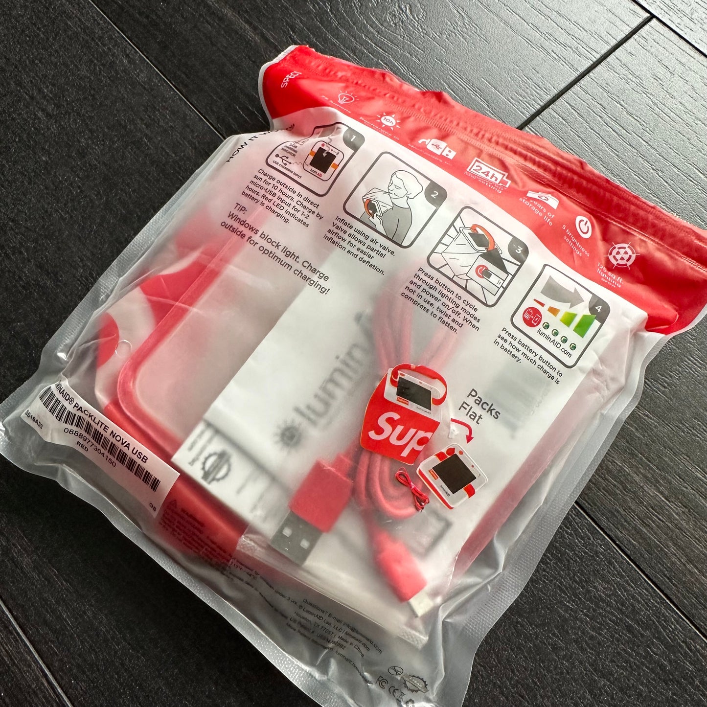 Supreme/Luminaid Packlite Nova USB